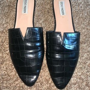 Alligator print leather Mules